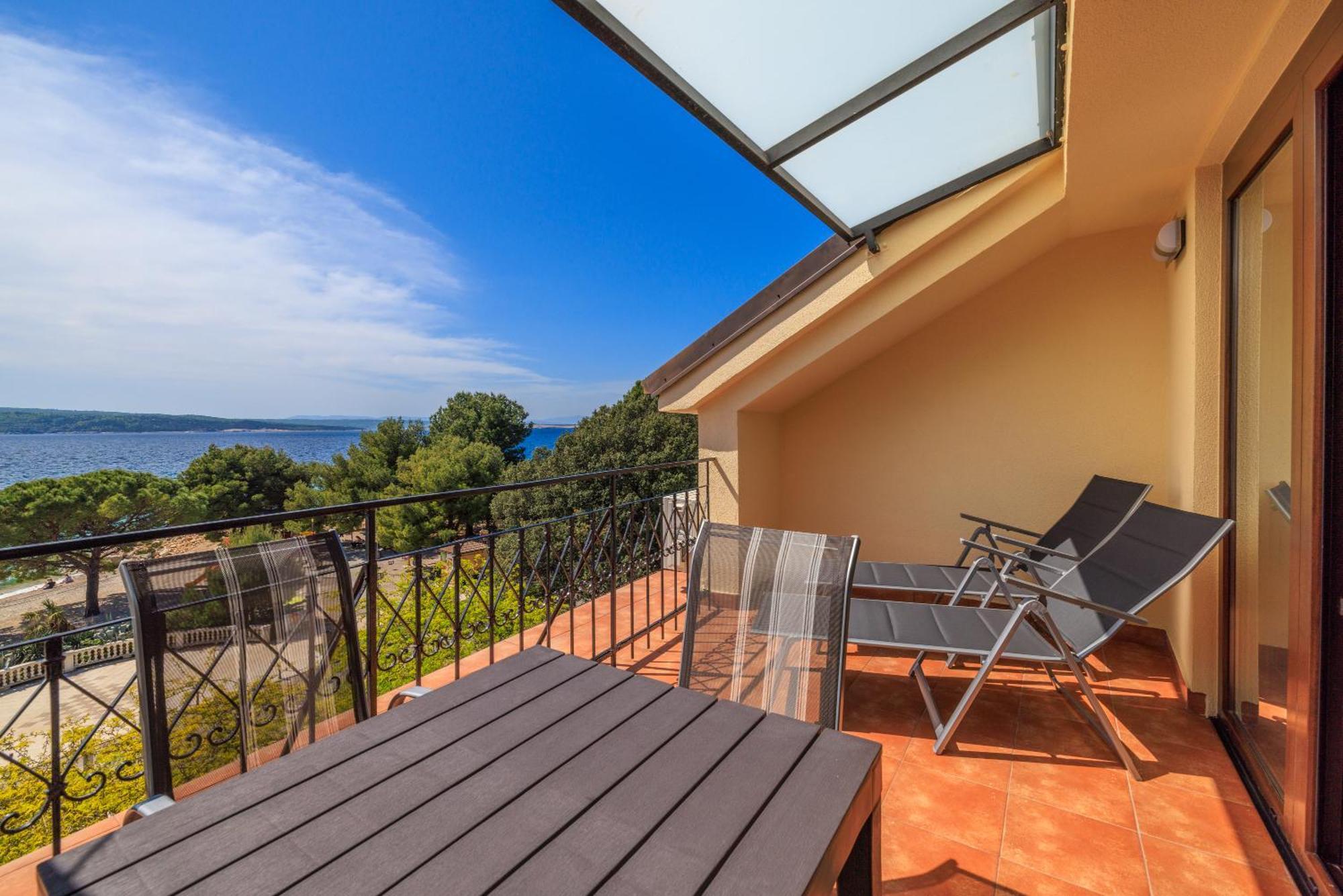 Beach Apartments Center Crikvenica Bagian luar foto